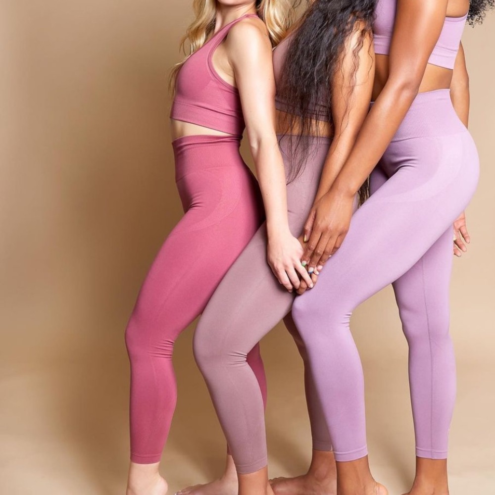 Active Wear Set - Picture 5 of 8